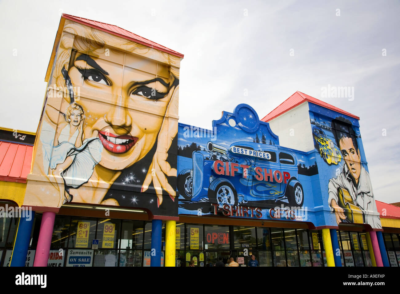 A Gift Shop on the strip in Kissimmee florida USA Stock Photo Alamy