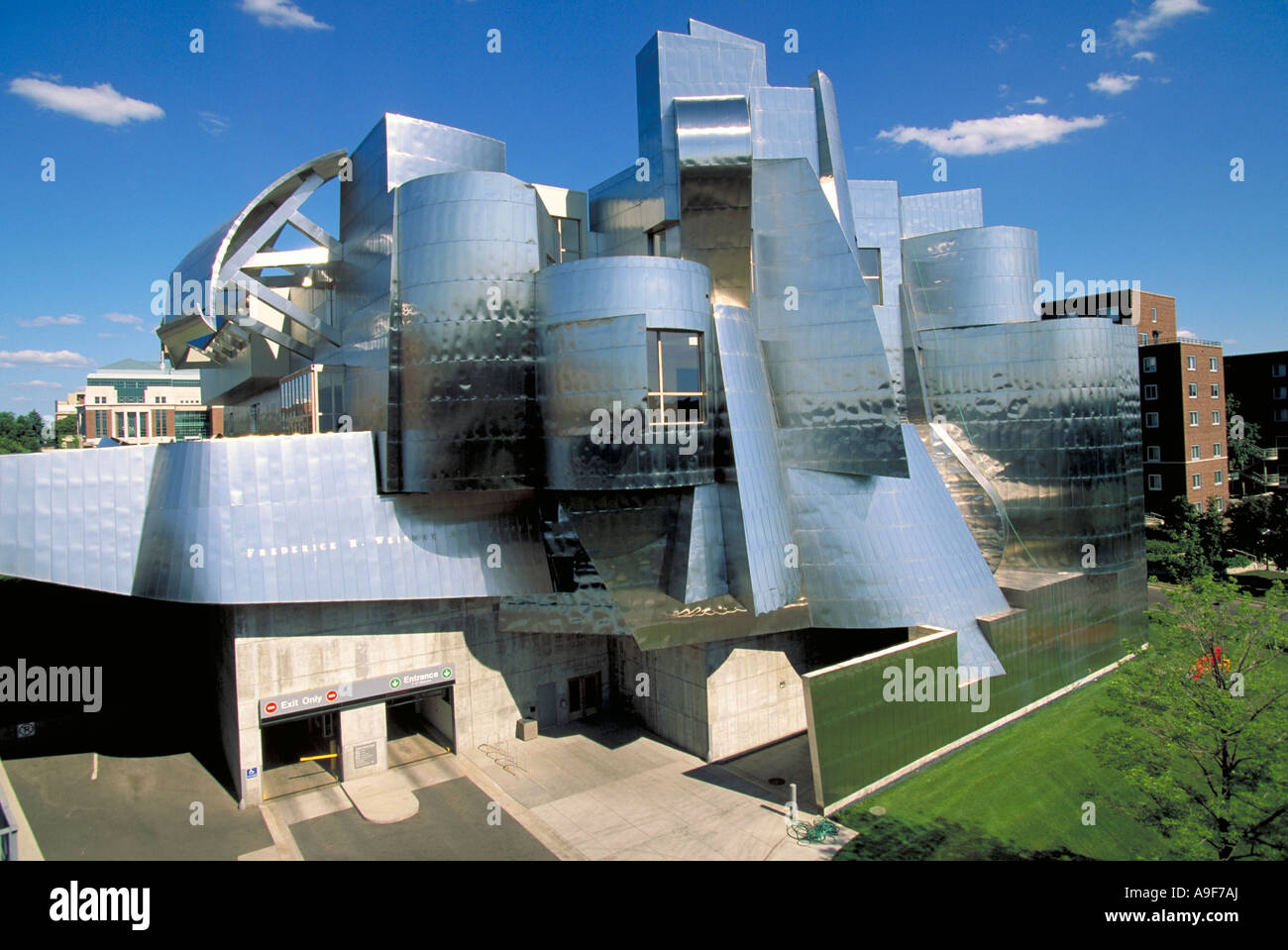 Elk258 2159 Minnesota Minneapolis University of Minnesota Frederick Weisman Art Museum Stock Photo