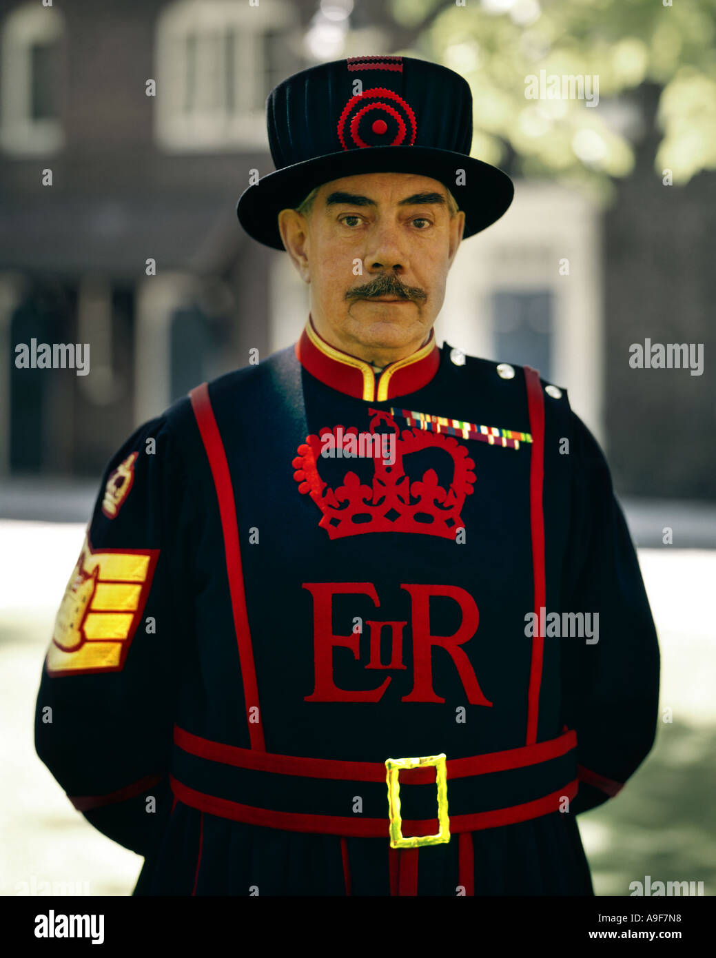 GB - LONDON:  Beefeater at the Tower of London Stock Photo