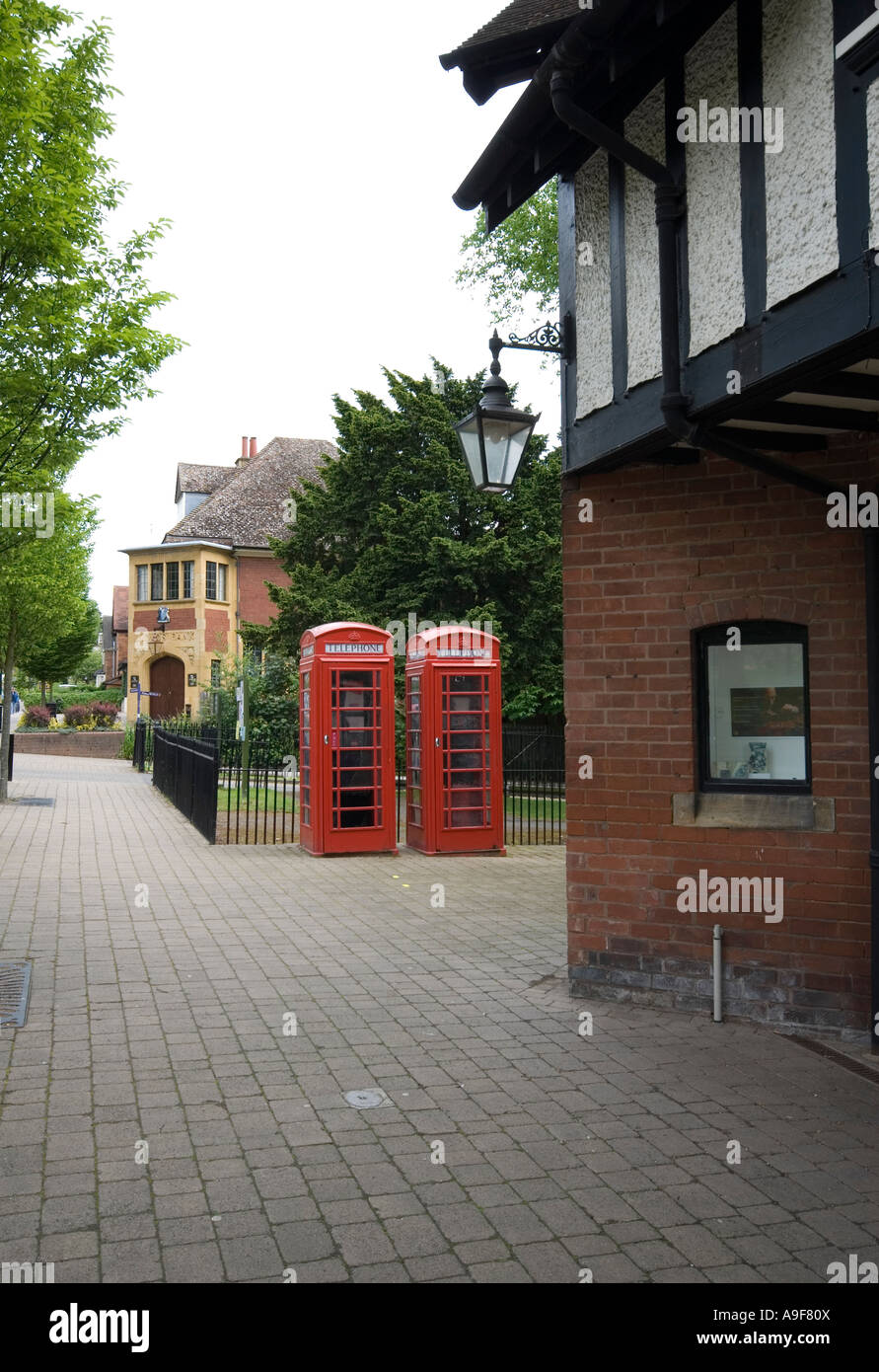 Red telephone box birmingham hi-res stock photography and images - Alamy
