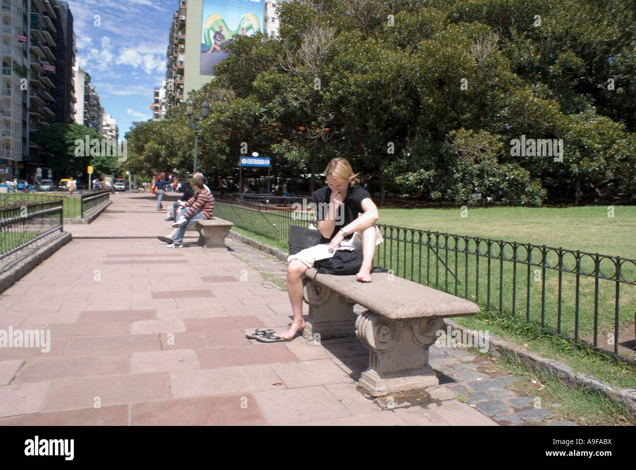 Reading in the Sun 2130 Stock Photo Alamy