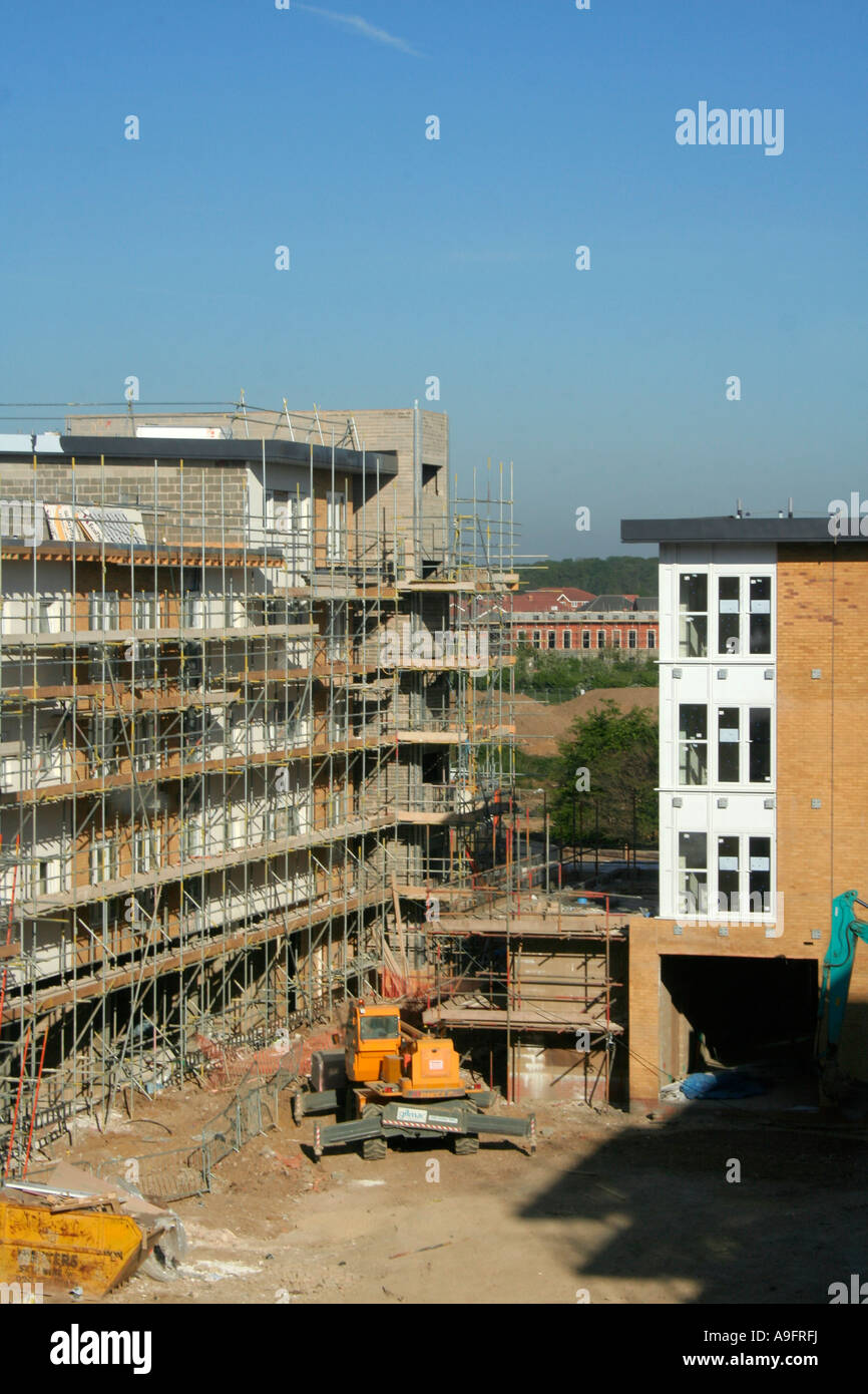 Flats under construction Stock Photo - Alamy