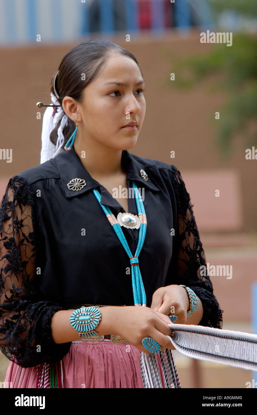 Navajo weaving new mexico hires stock photography and images Alamy