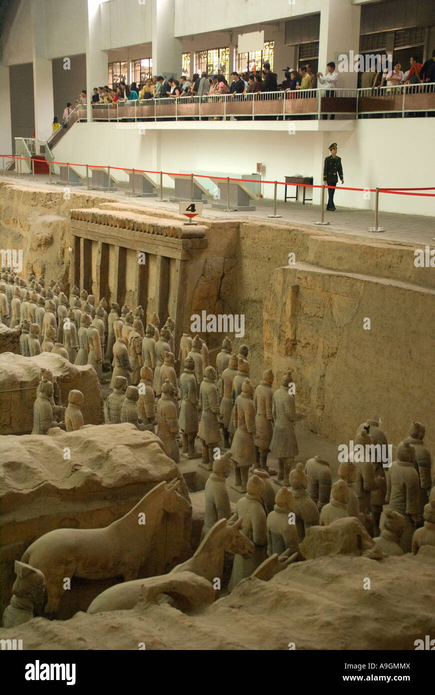 Xian's terra cotta army in Qin Shihuangdi Museum pit number 1 being viewed by tourists, China Stock Photo