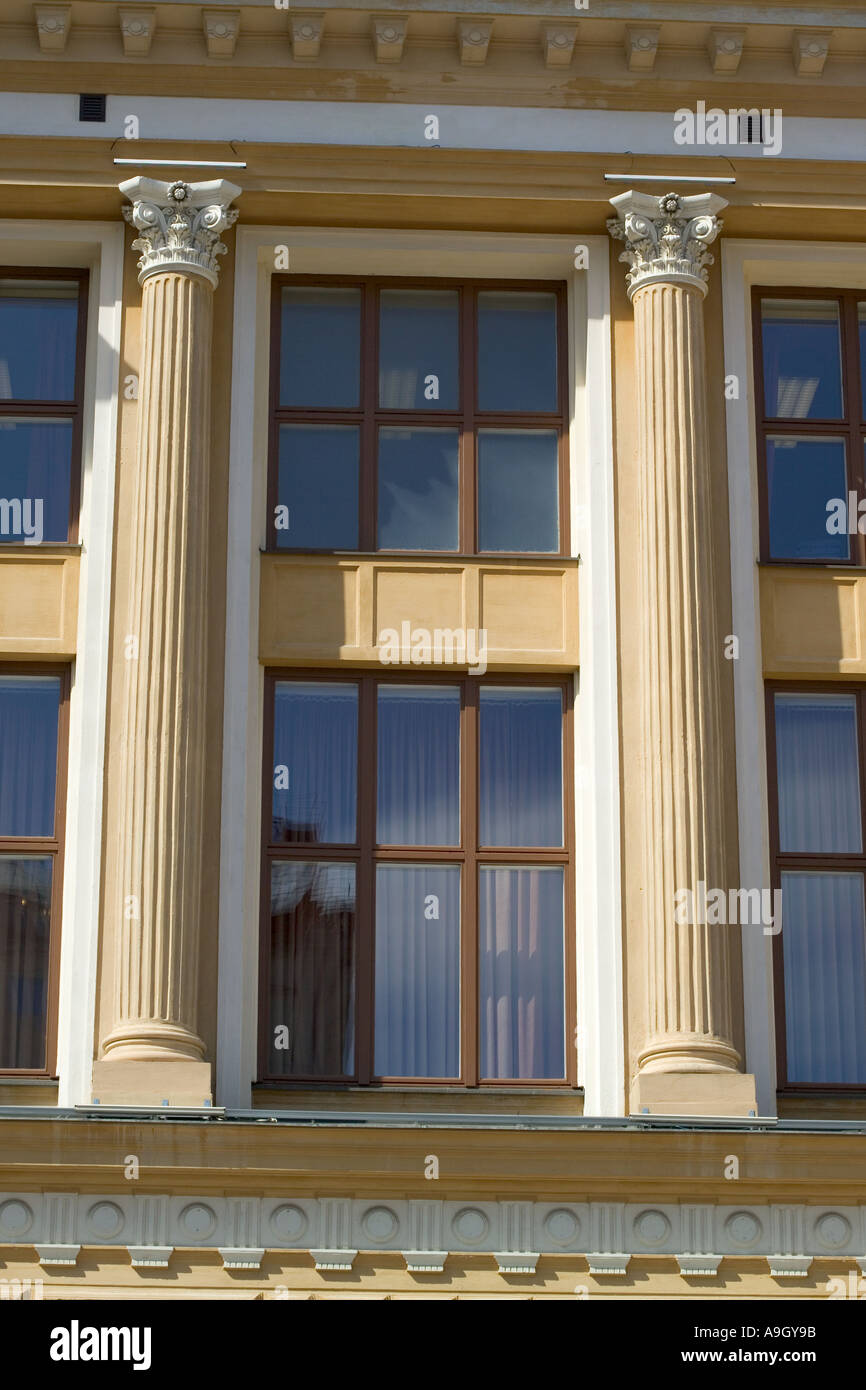 building with columns Stock Photo - Alamy