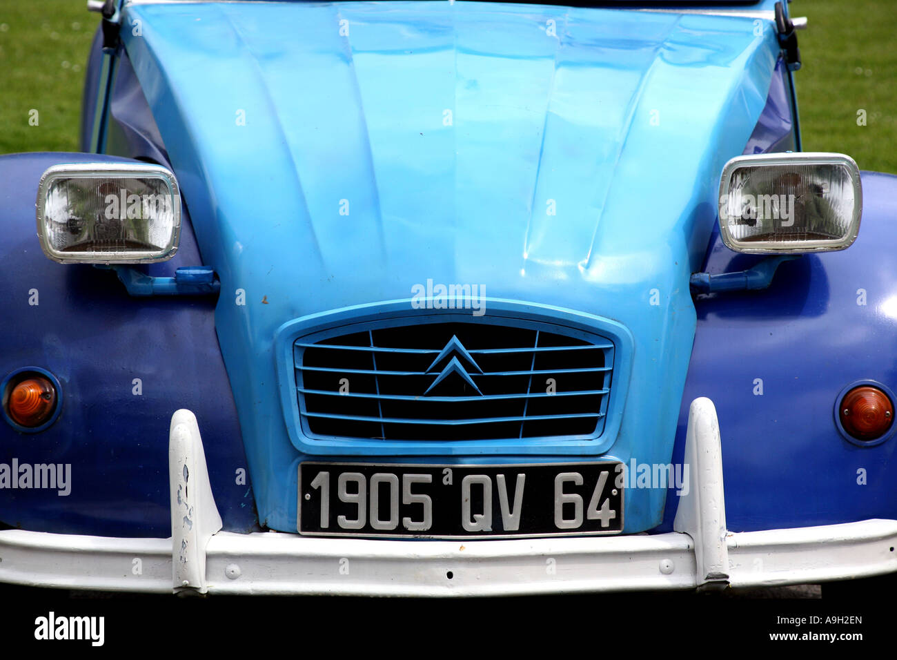 Close up of front of Citroen 2CV France 2007 Stock Photo