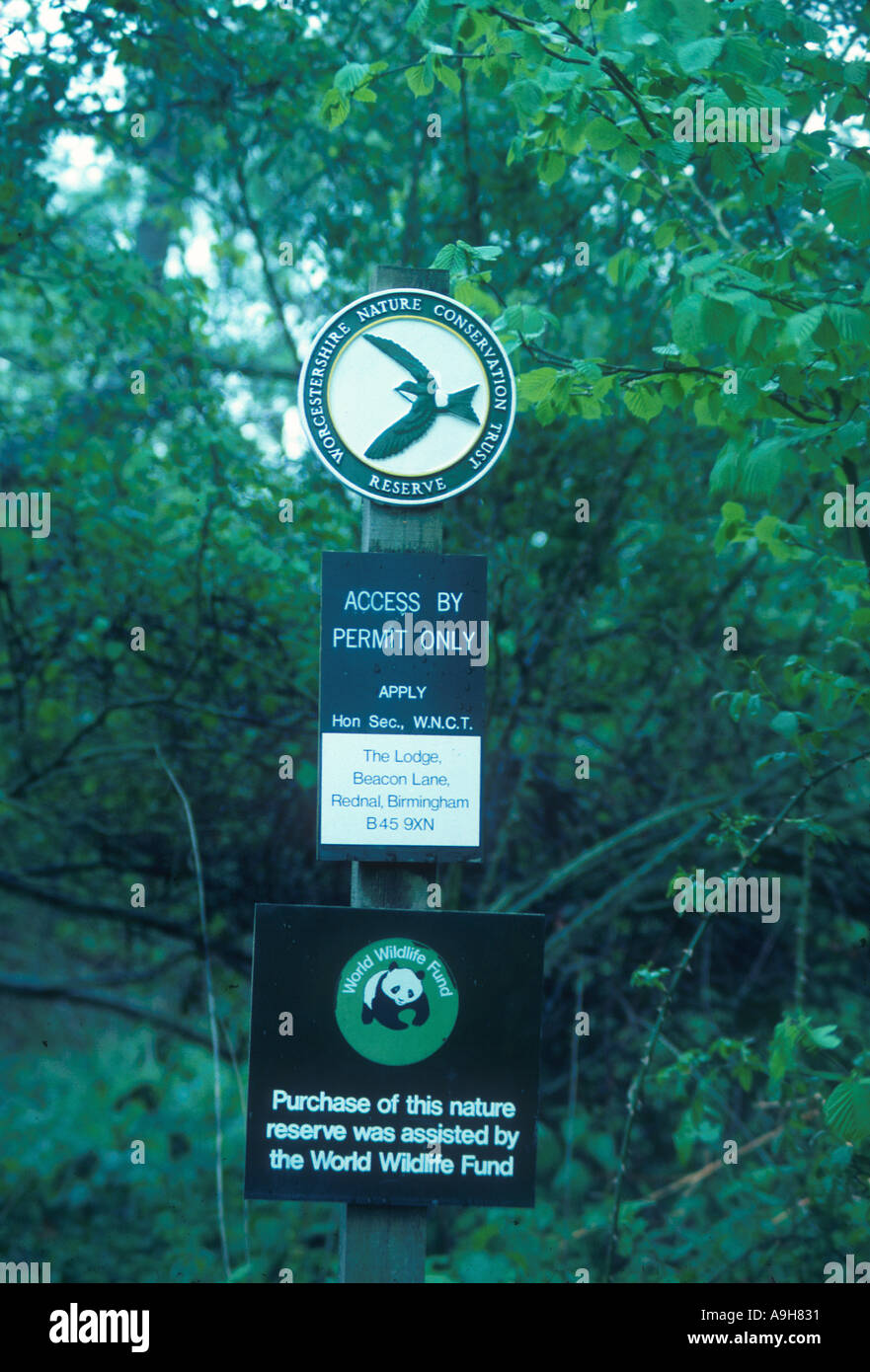 Signs Signpost A co operative venture in Conservation in Worcestershire Stock Photo