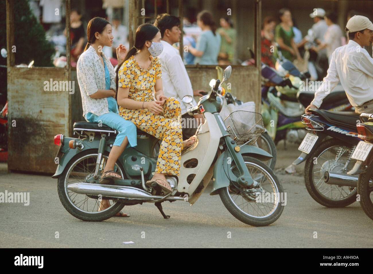 Girls delta vietnam hi-res stock photography and images - Alamy