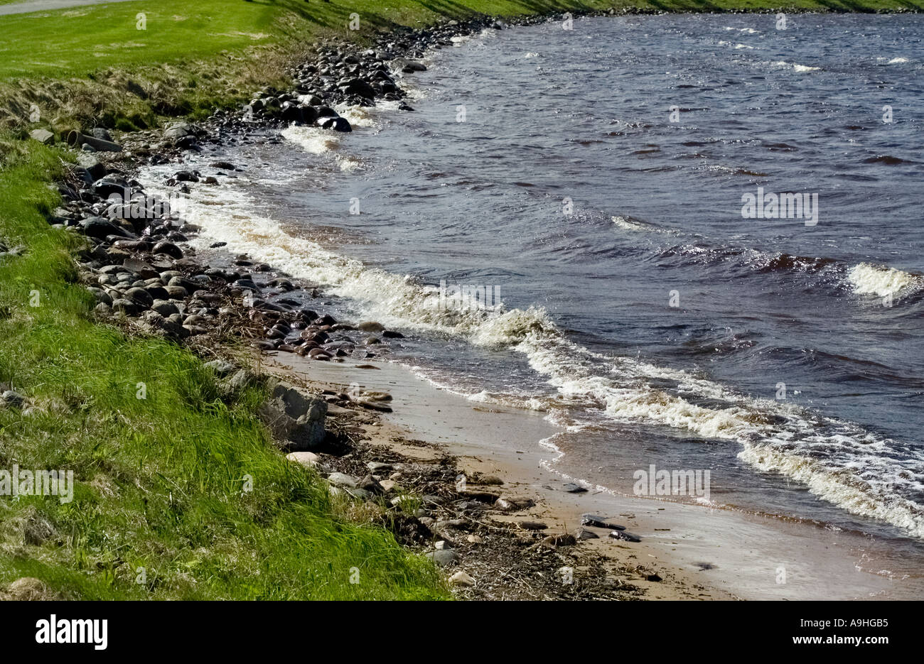 Shoreline line hi-res stock photography and images - Alamy