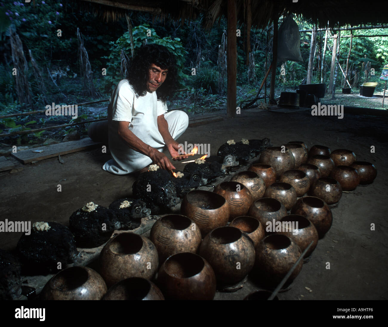 North America, Mexico, Chiapas, Naha, Selva Lacandona. The last Lacandon Mayan shaman. Stock Photo