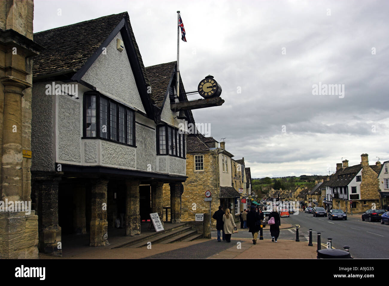 Tolsey Building Hi-res Stock Photography And Images - Alamy