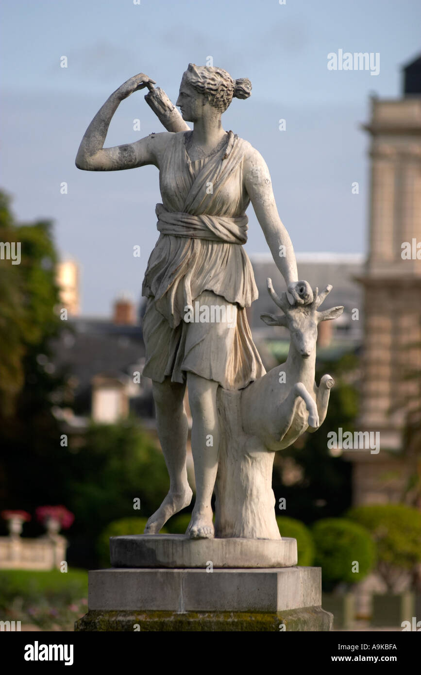 Statue of Roman mythological hunting goddess, Diana, at Jardin du Stock