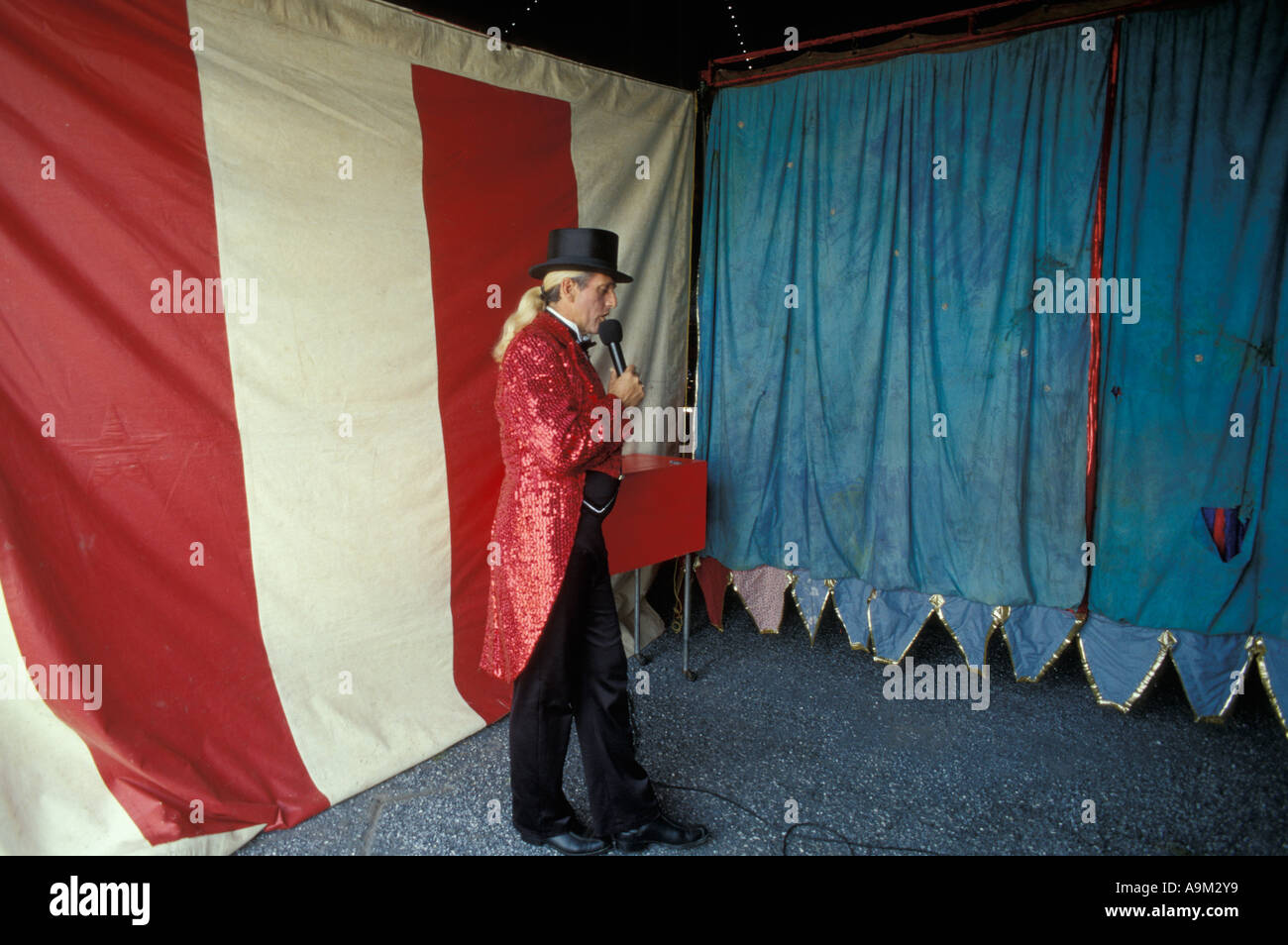 Walker Bros. Brothers Circus Stock Photo Alamy