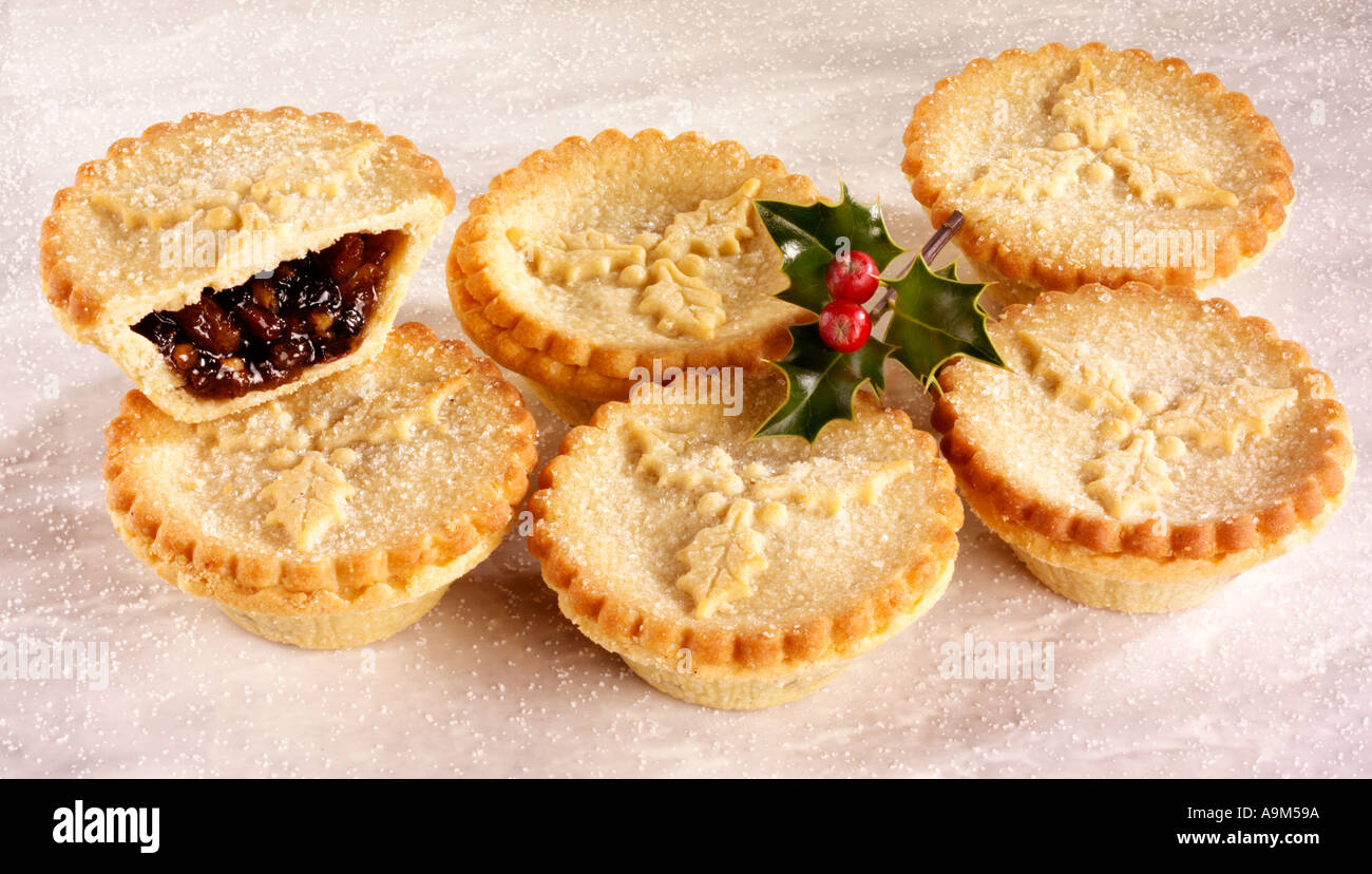 CHRISTMAS MINCE PIES Stock Photo - Alamy