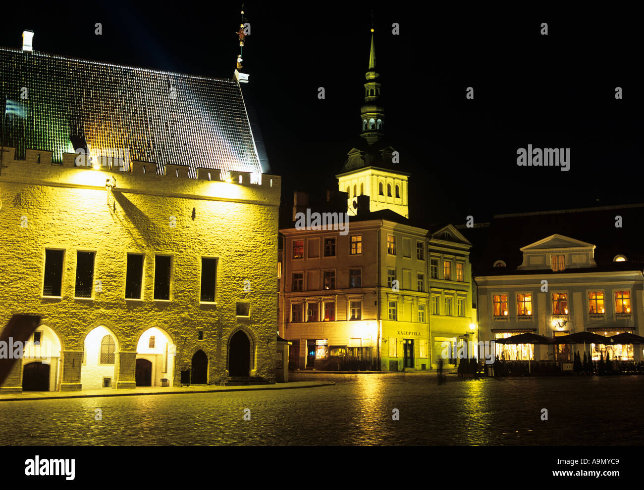 Niguliste kirik church museum hi-res stock photography and images - Alamy