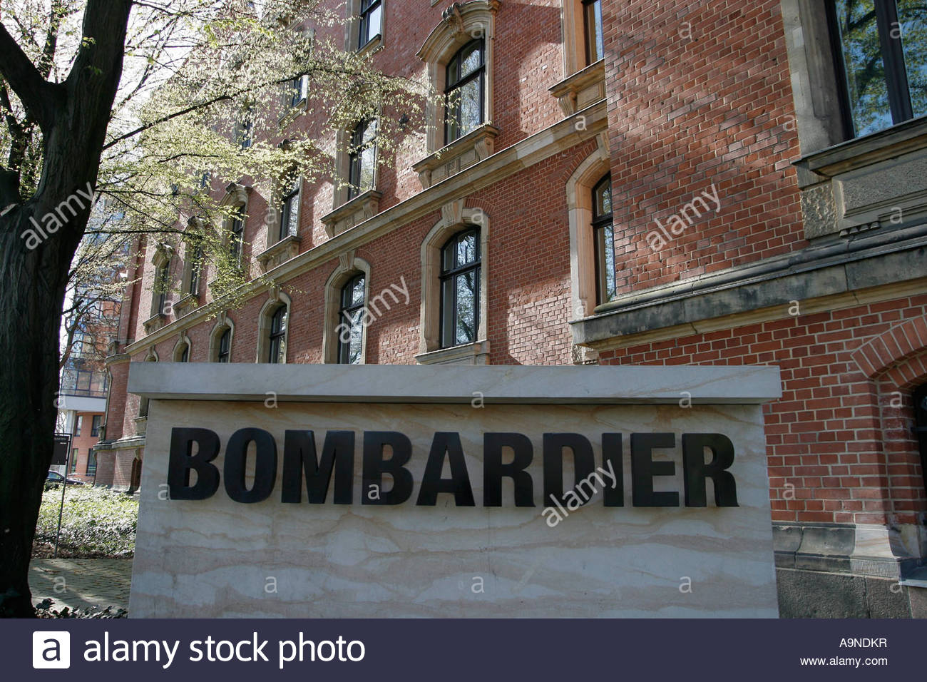 Bombardier Logo Stock Photos & Bombardier Logo Stock Images Alamy
