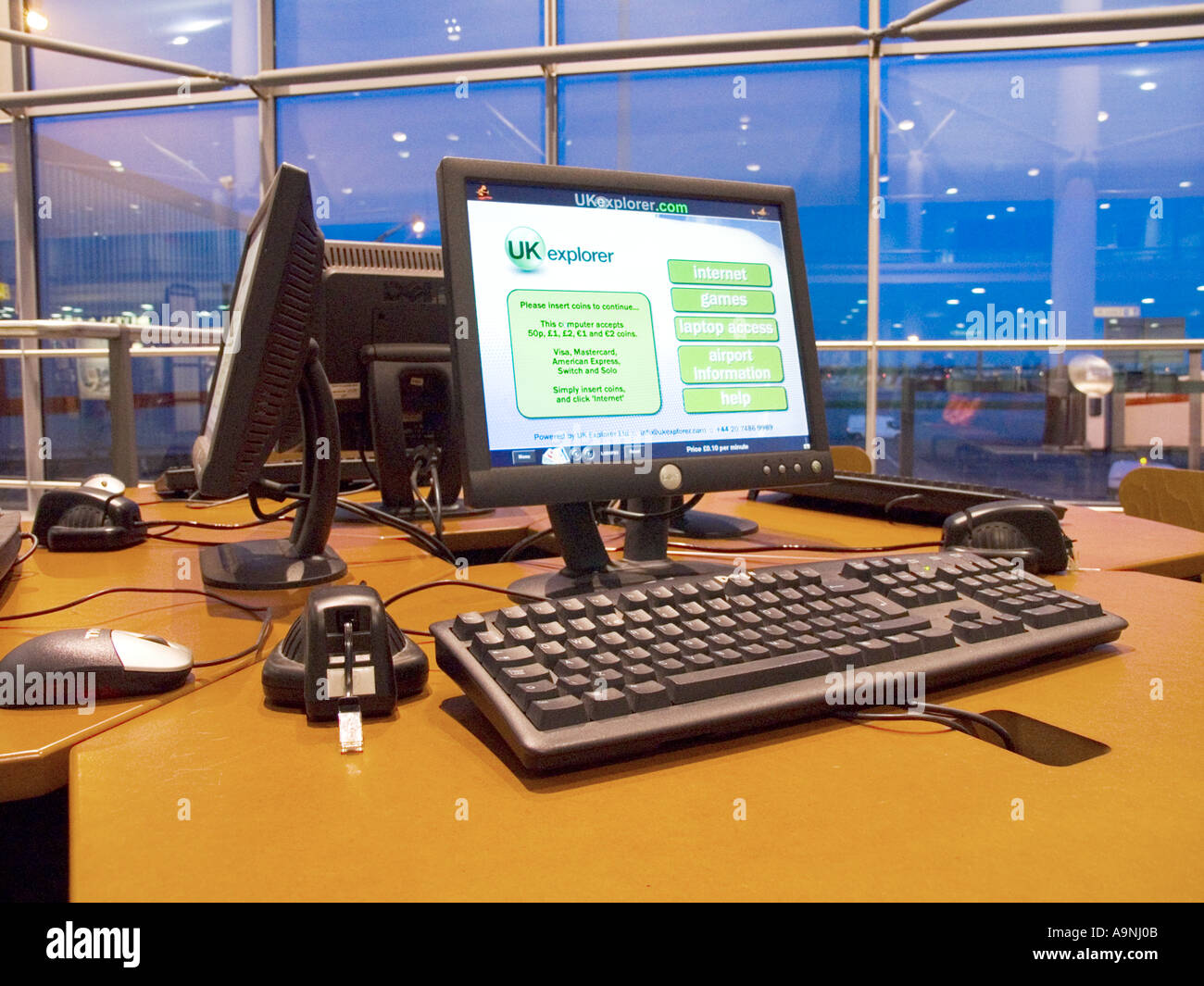 Heathrow connect service hi-res stock photography and images - Alamy