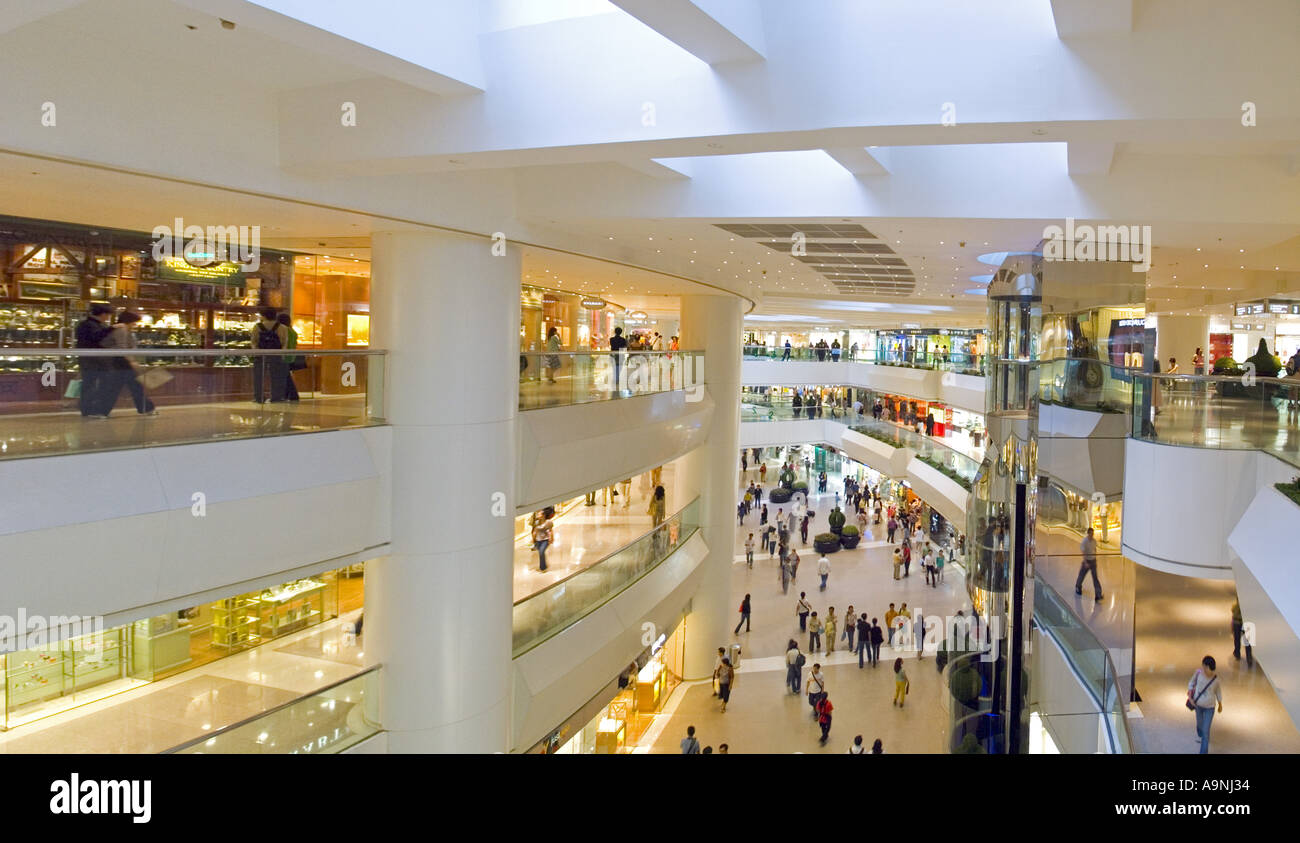 China Hong Kong Pacific Place shopping mall Stock Photo - Alamy