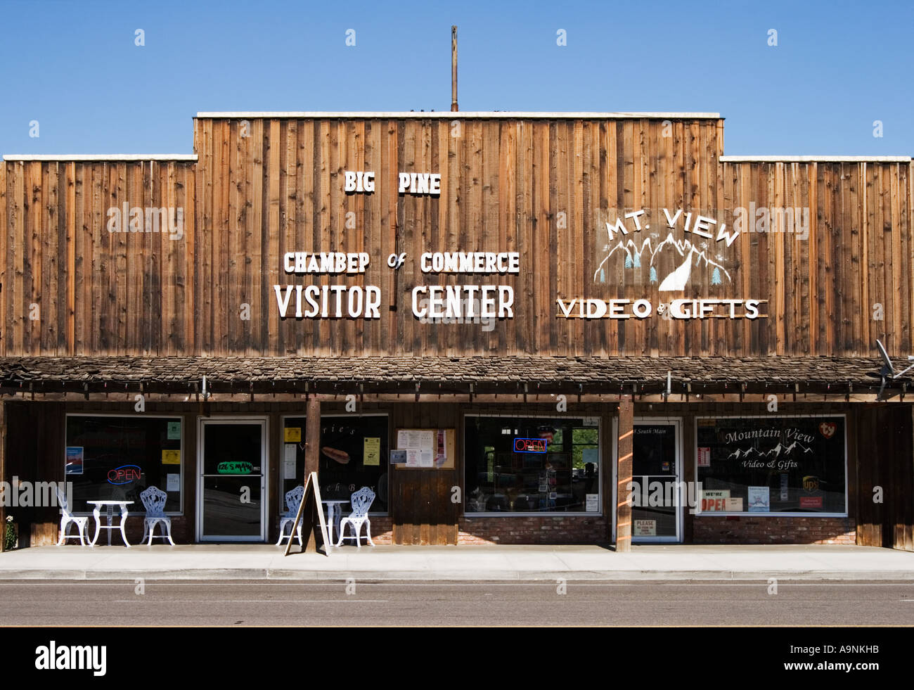 395 big pine hi-res stock photography and images - Alamy