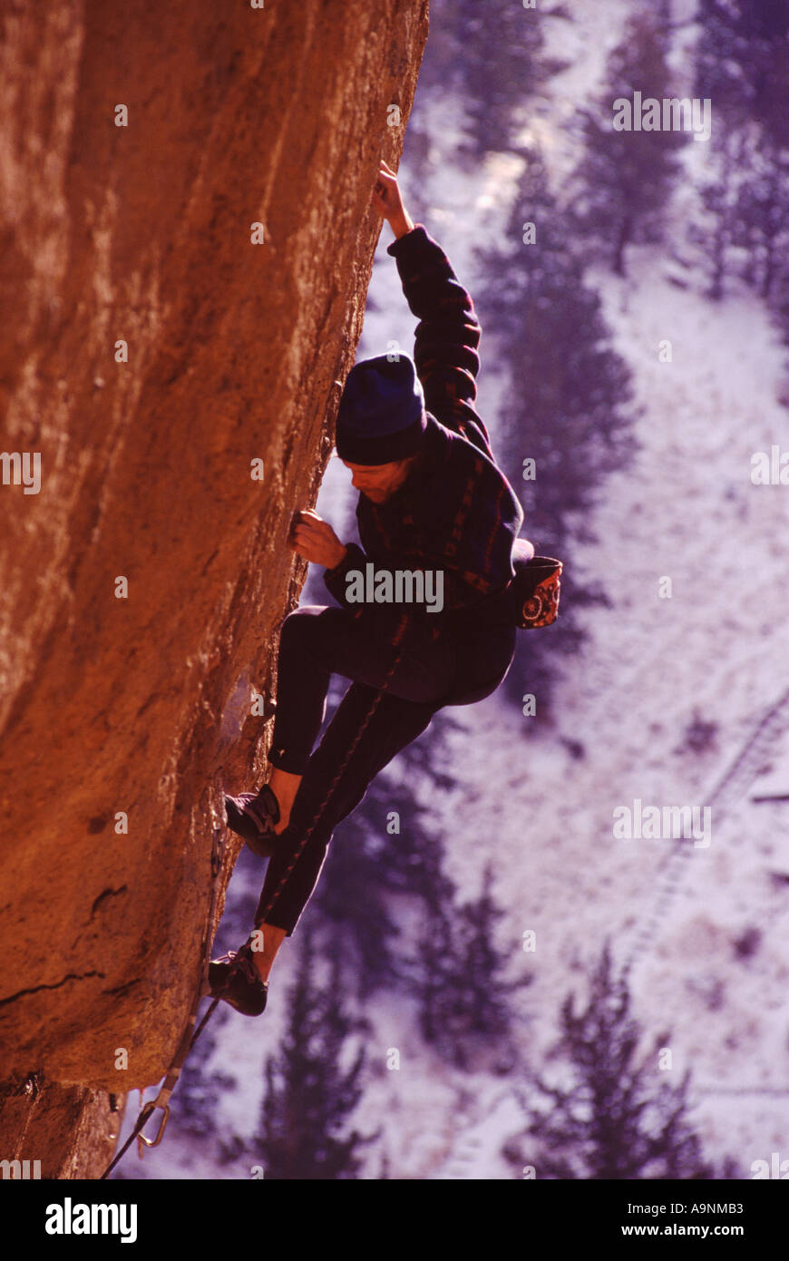 Rock climbing and winter sports hi-res stock photography and images - Alamy
