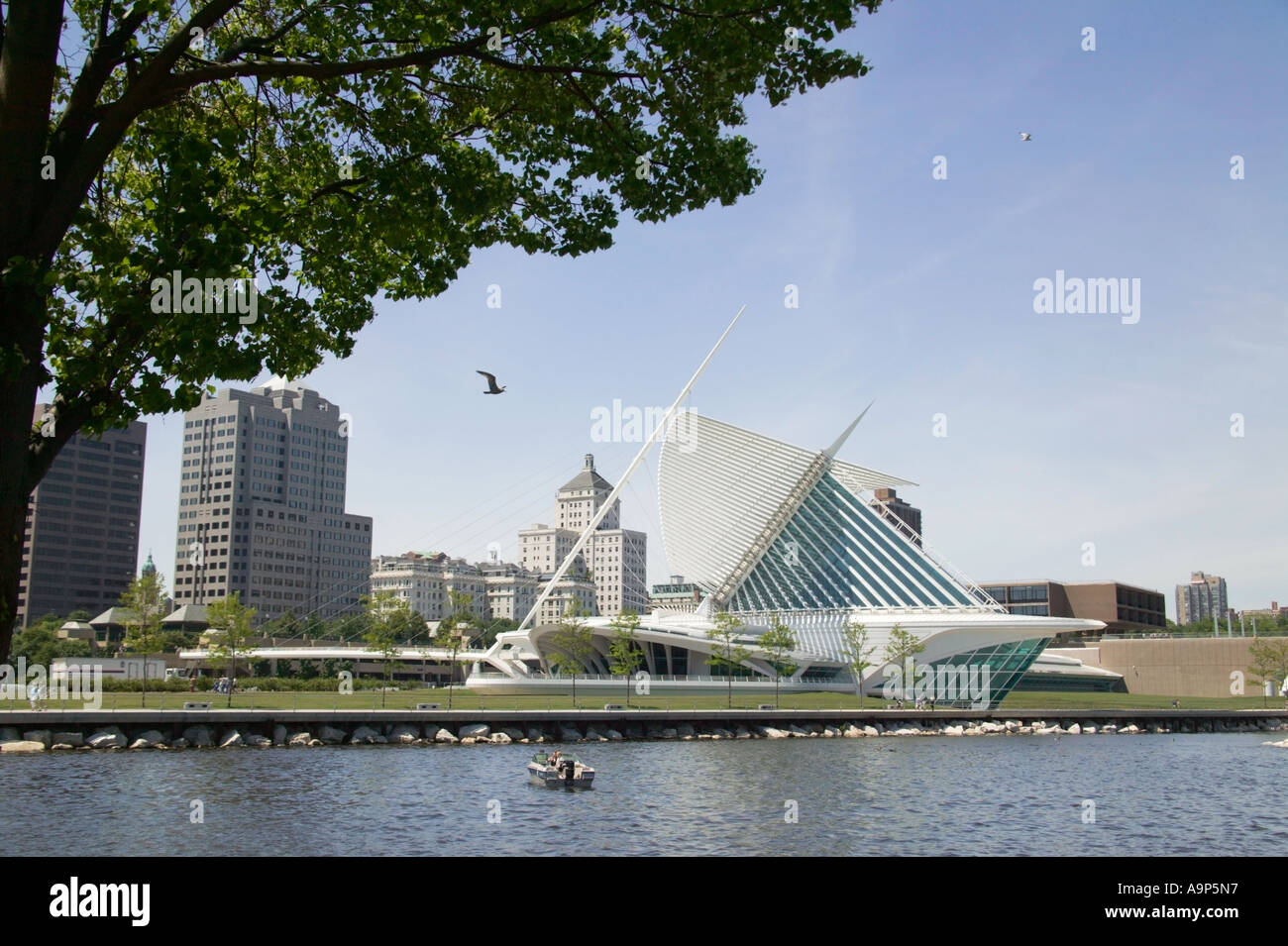 View of Milwaukee Art Museum on lakefront Milwaukee Wisconsin USA Stock Photo