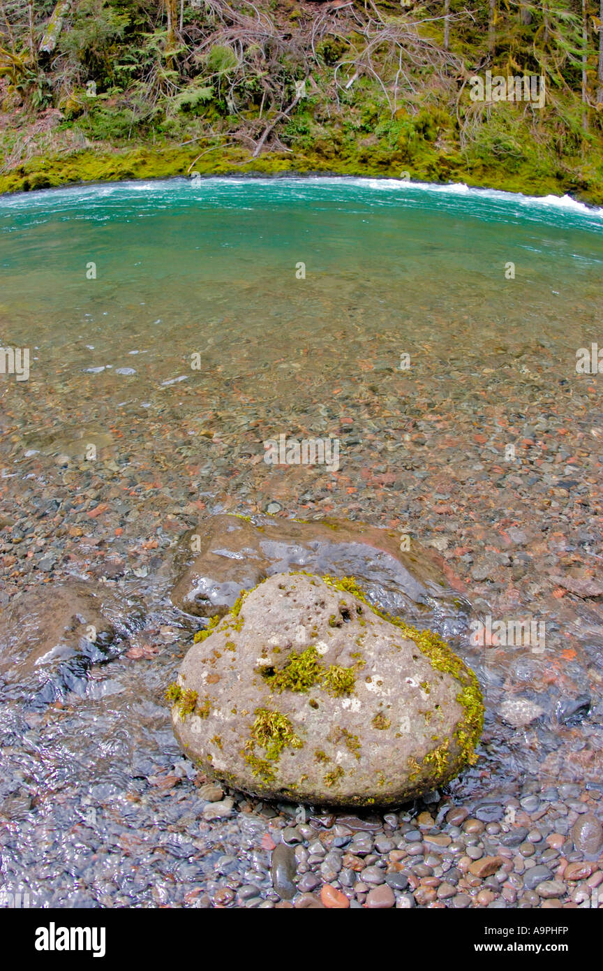 Oregon Cascade Range Rivers High Resolution Stock Photography and ...