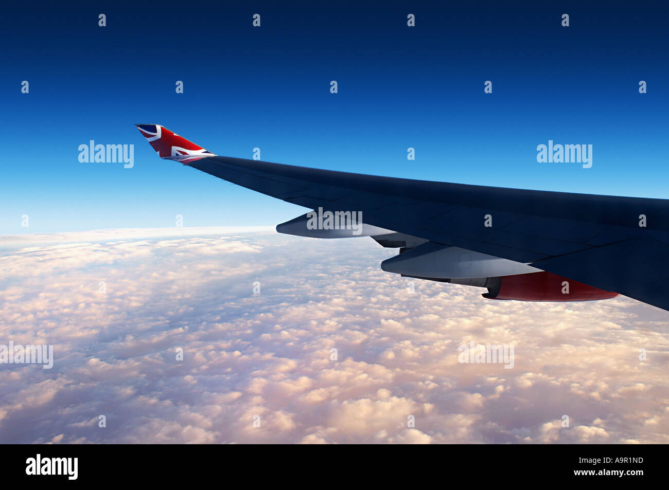 High wing aeroplane hi-res stock photography and images - Alamy