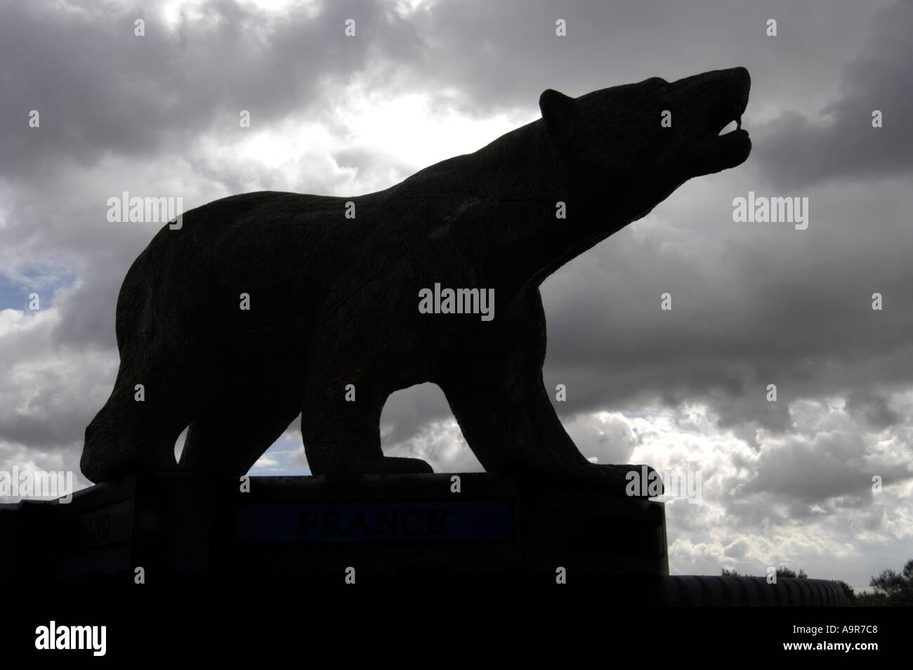 Polar bear monument at the National Memorial Arboretum at Burton Upon Trent Stock Photo
