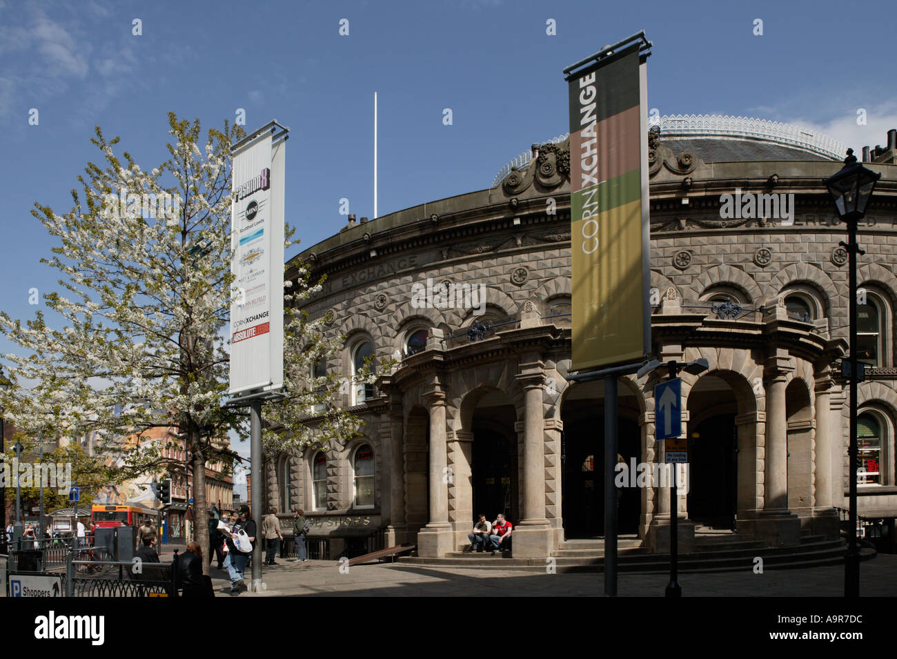 CORN EXCHANGE SHOPPING CENTRE LEEDS CITY YORKSHIRE ENGLAND Stock Photo