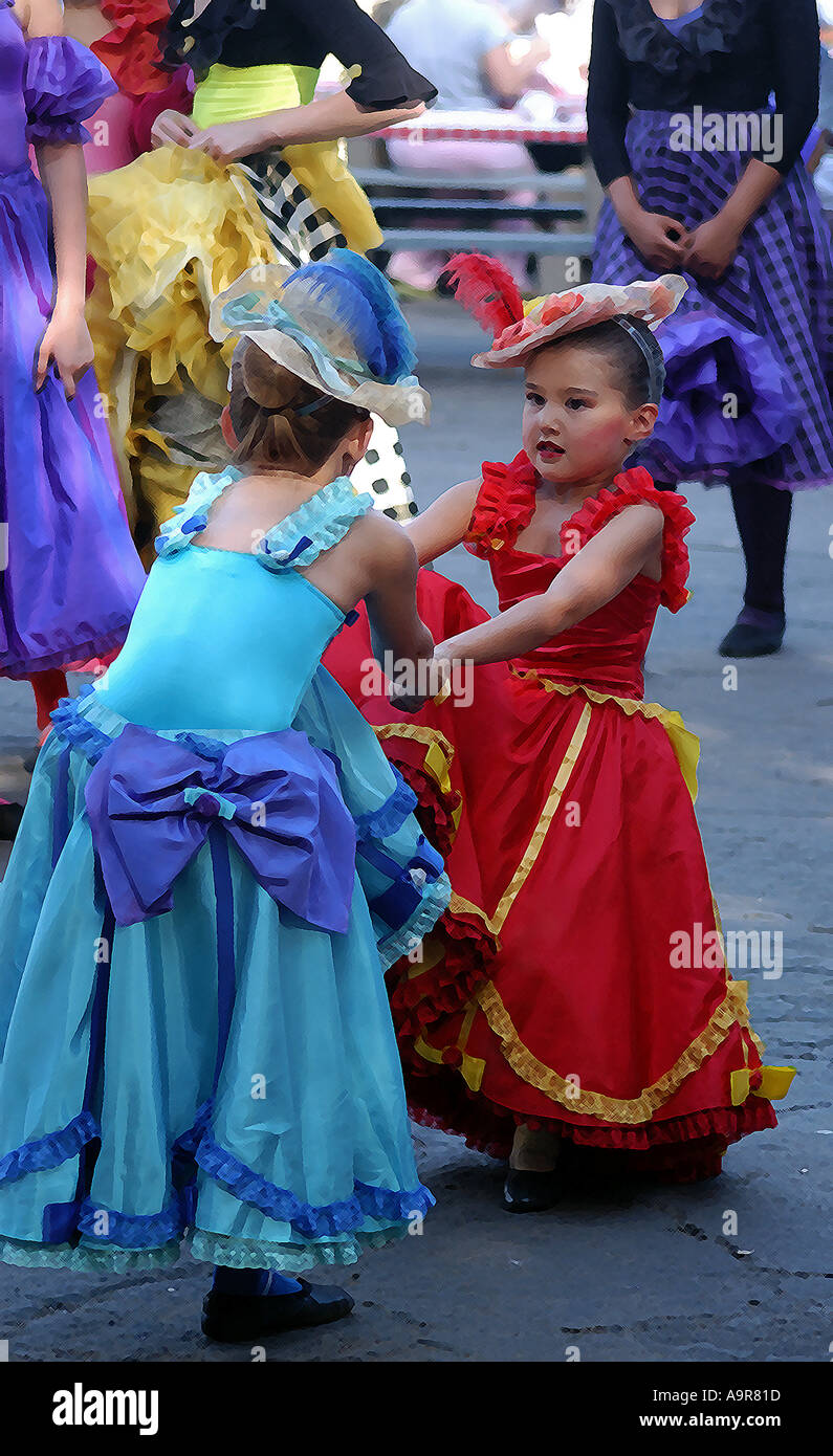 Cancan girls hi-res stock photography and images - Alamy