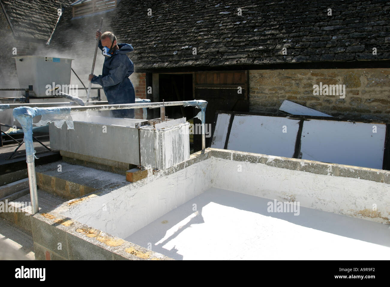 A demonstration of manufacturing lime putty and other lime products
