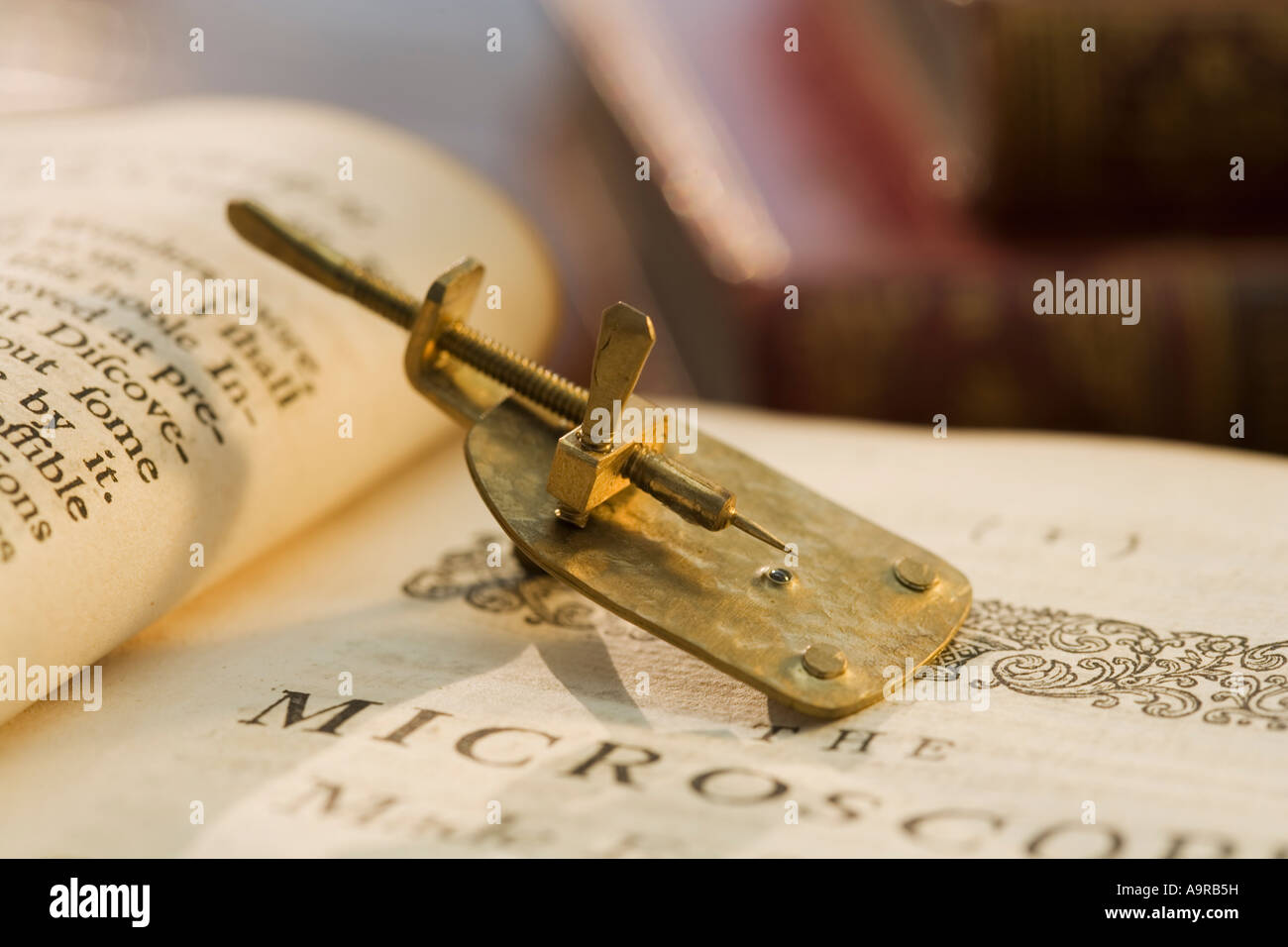Leeuwenhoek microscope hi-res stock photography and images - Alamy