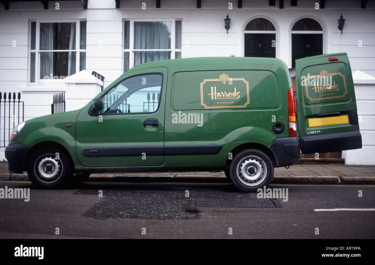 Harrods delivery van hires stock photography and images Alamy