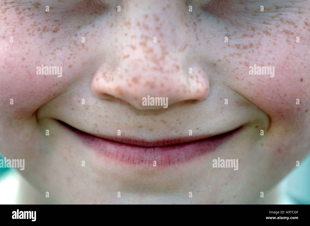 Show kindness with smile hi-res stock photography and images - Alamy