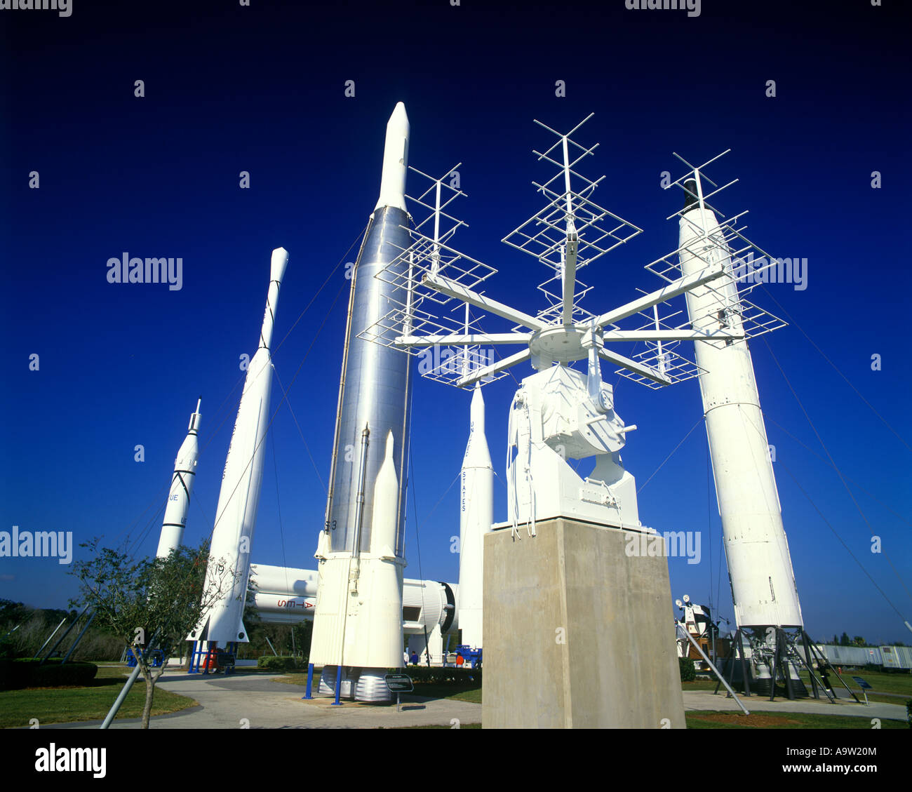 ROCKET GARDEN KENNEDY SPACE CENTER VISITOR COMPLEX MERRITT ISLAND ...