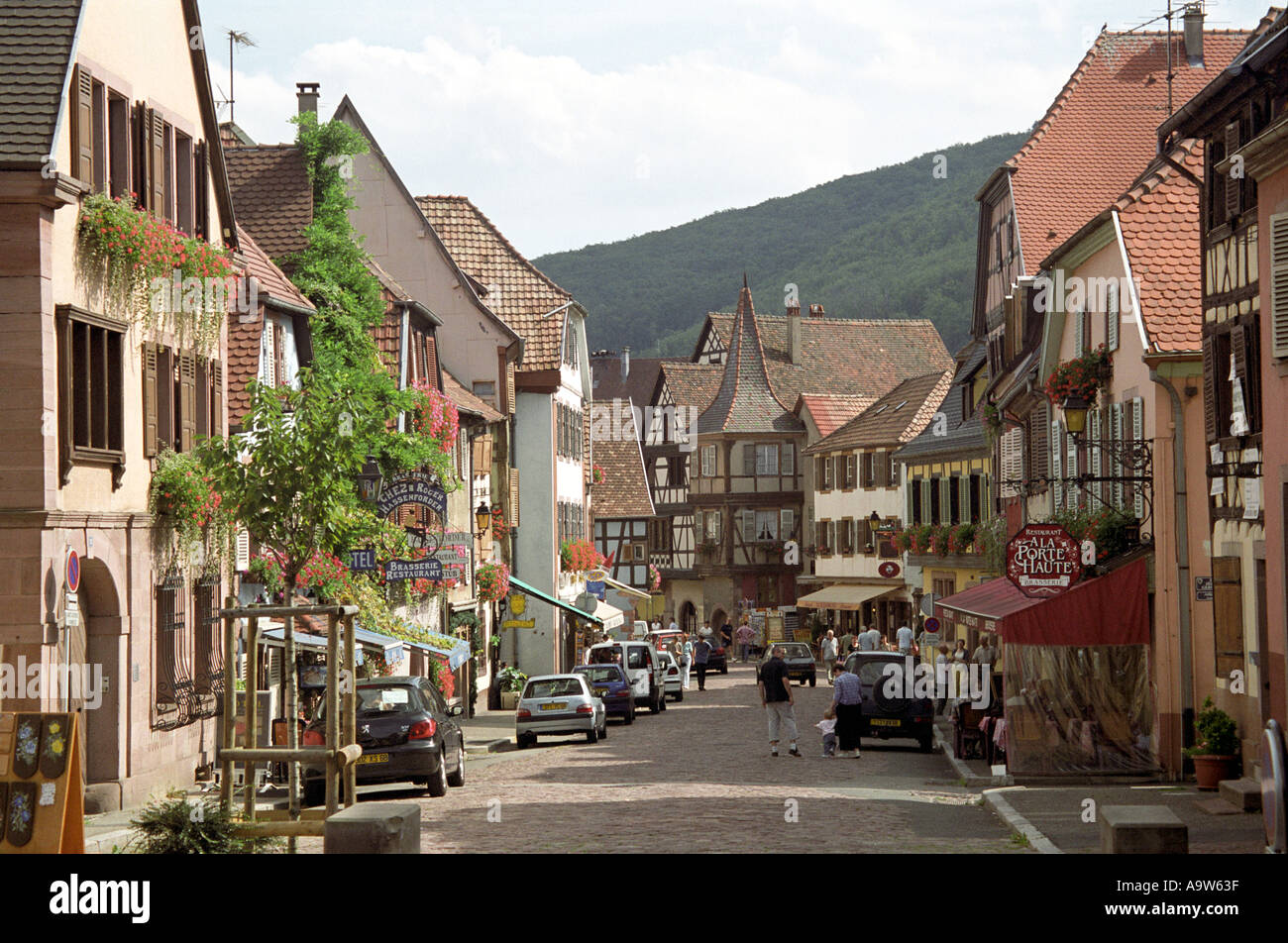 Restaurant restaurants kaysersberg france hi-res stock photography and  images - Alamy