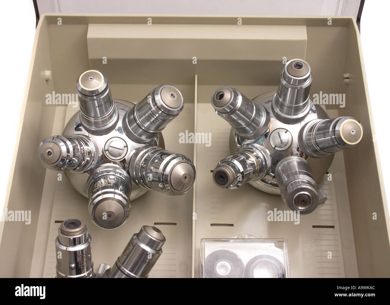 Zeiss compound microscope revolving nosepiece with full set of