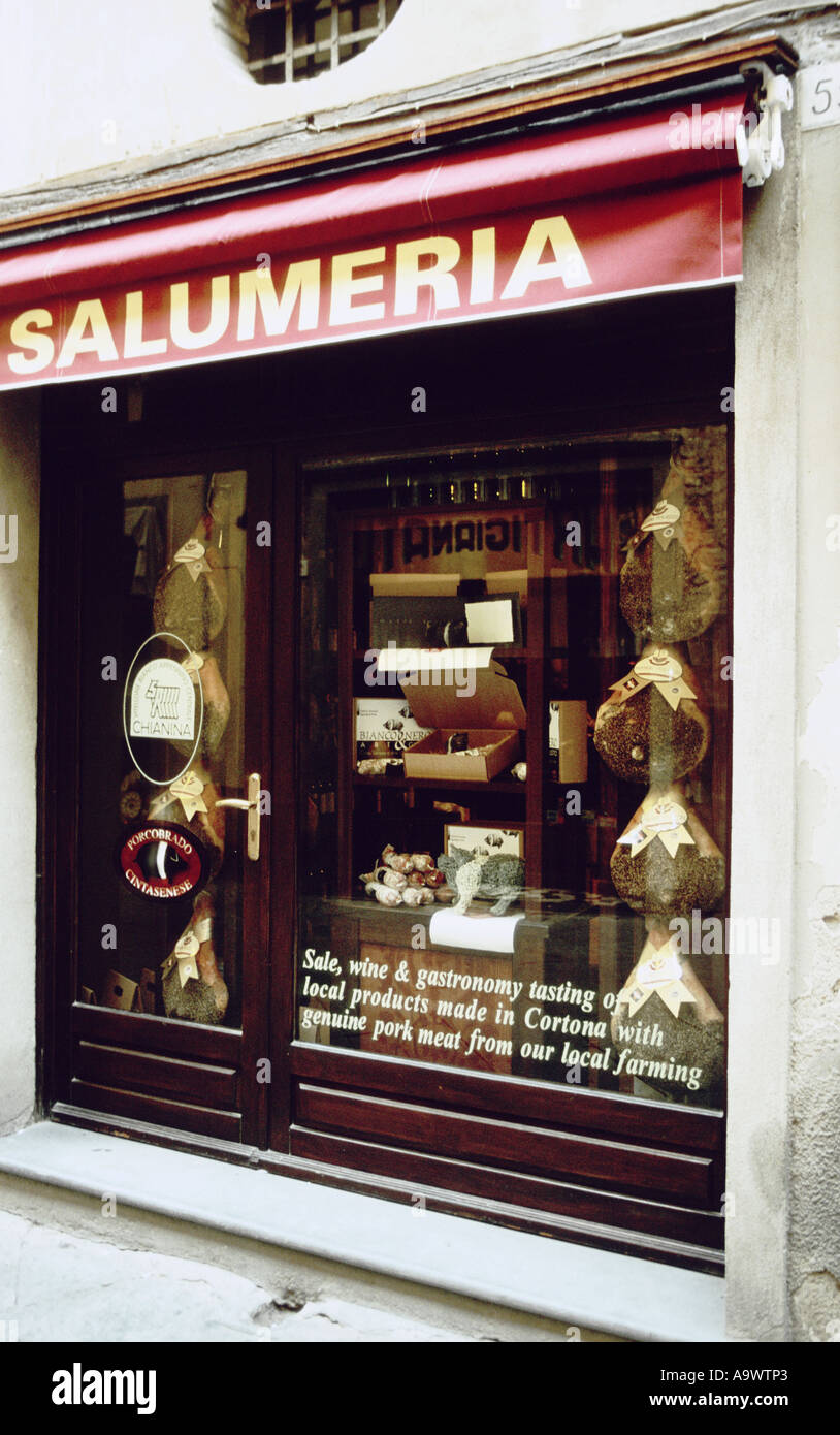 Old fashioned butcher shop hi-res stock photography and images - Alamy
