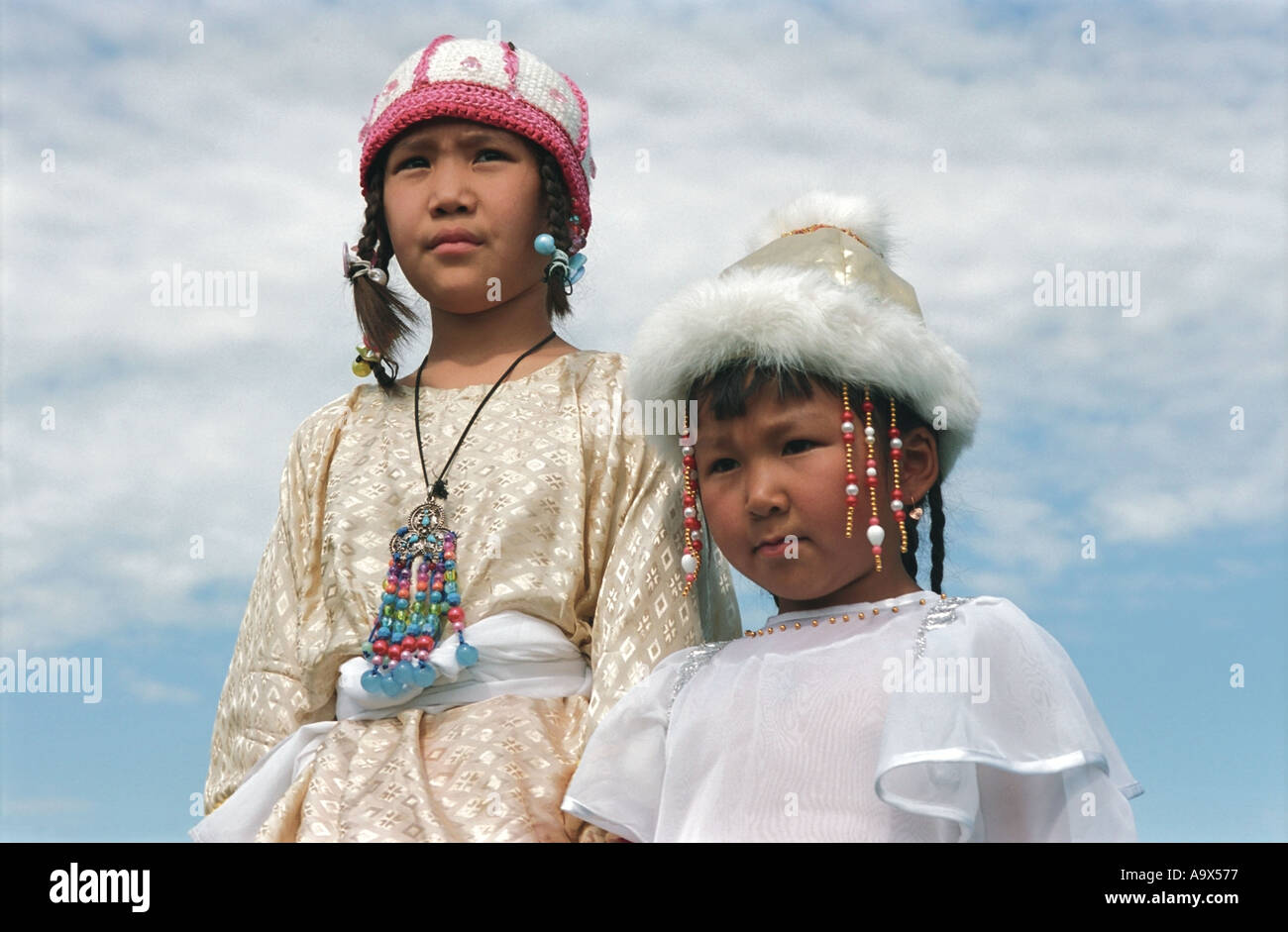 Алтайский коренной народ. Тубалары алтайцы. Национальность Тубалары. Народы Алтая Тубалары. Алтайцы-теленгиты.