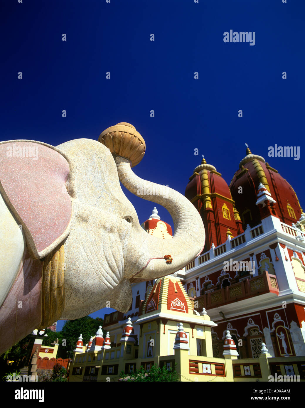 ELEPHANT STATUE LAKSHMI NARAYANA  LAXMINARAYAN TEMPLE DELHI UTTAR PRADESH INDIA Stock Photo