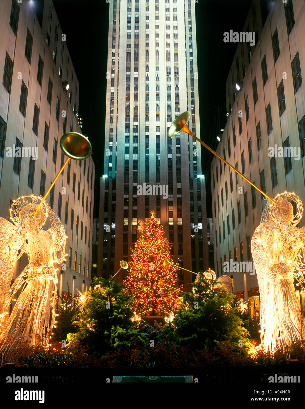 CHRISTMAS TREE ANGELS ROCKEFELLER CENTER ©RAYMOND HOOD 1939 FIFTH AVENUE MANHATTAN NEW YORK