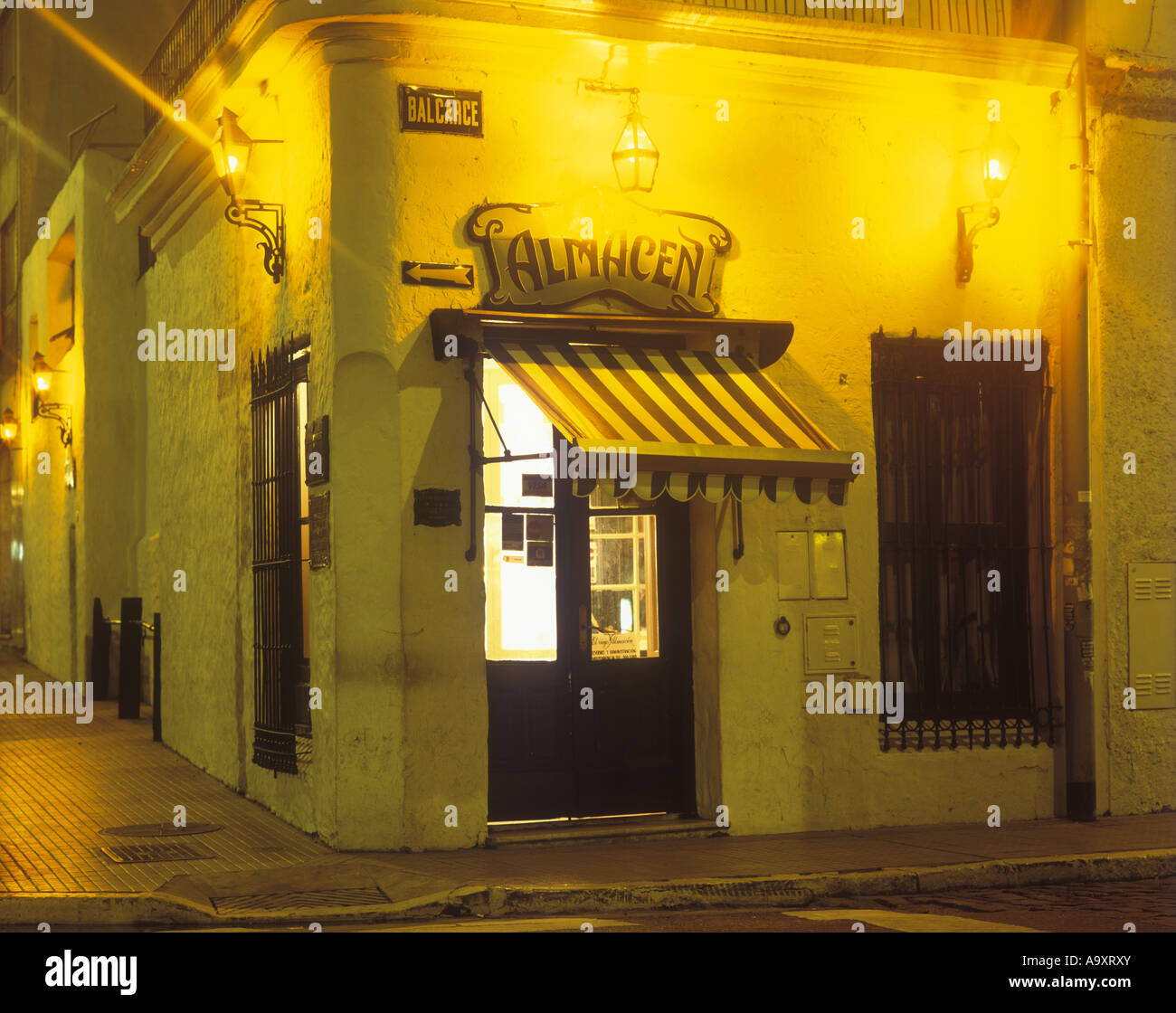 World famous restaurant el hi res stock photography and images Alamy