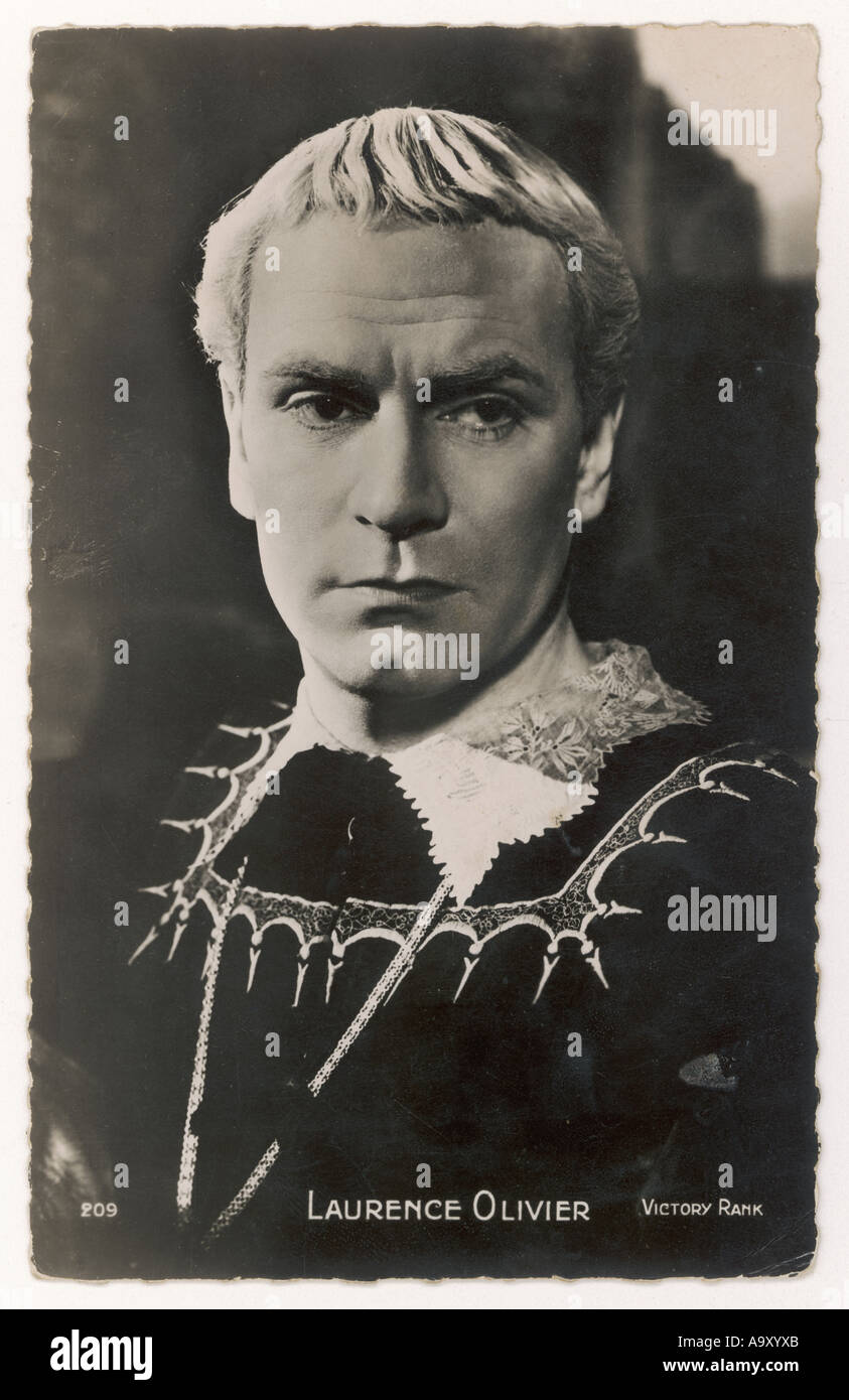 Laurence Olivier Hamlet Stock Photo Alamy