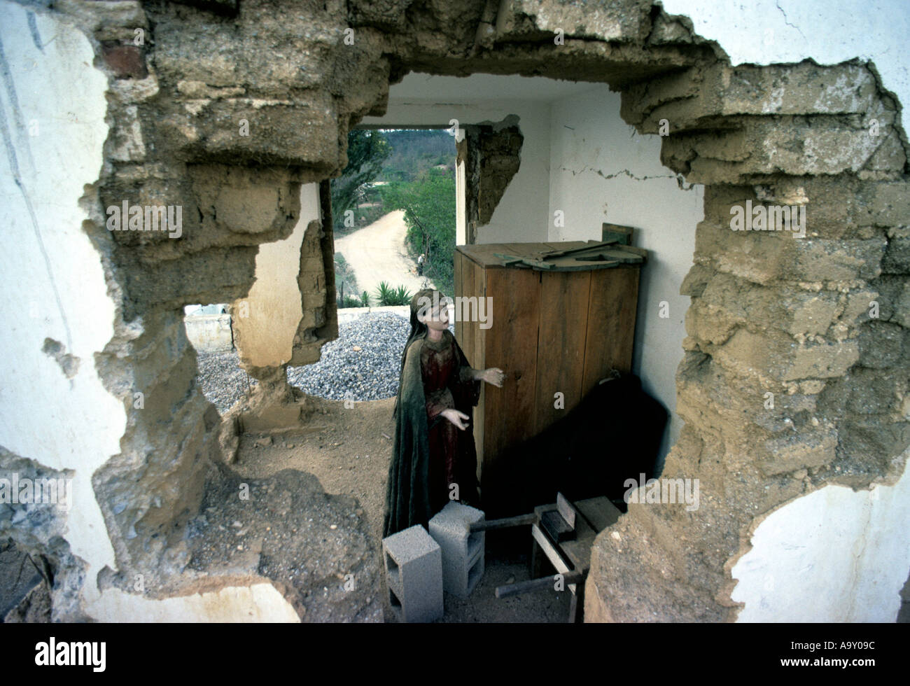 Guatemala Church interior with an abandoned religious statue - Earthquake damage - CENTRAL AMERICA Stock Photo