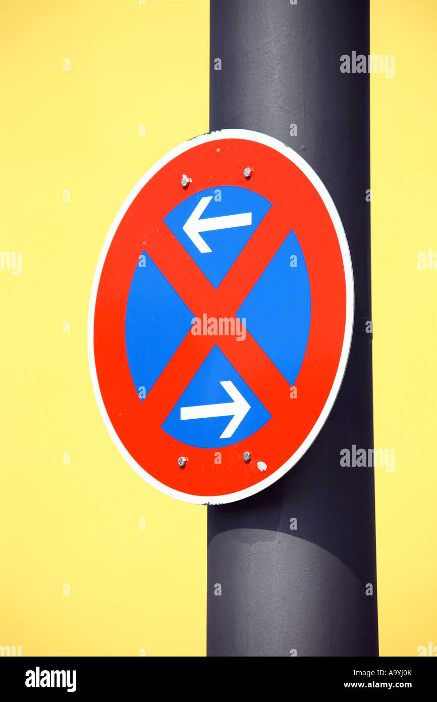 Traffic sign No stopping Stock Photo
