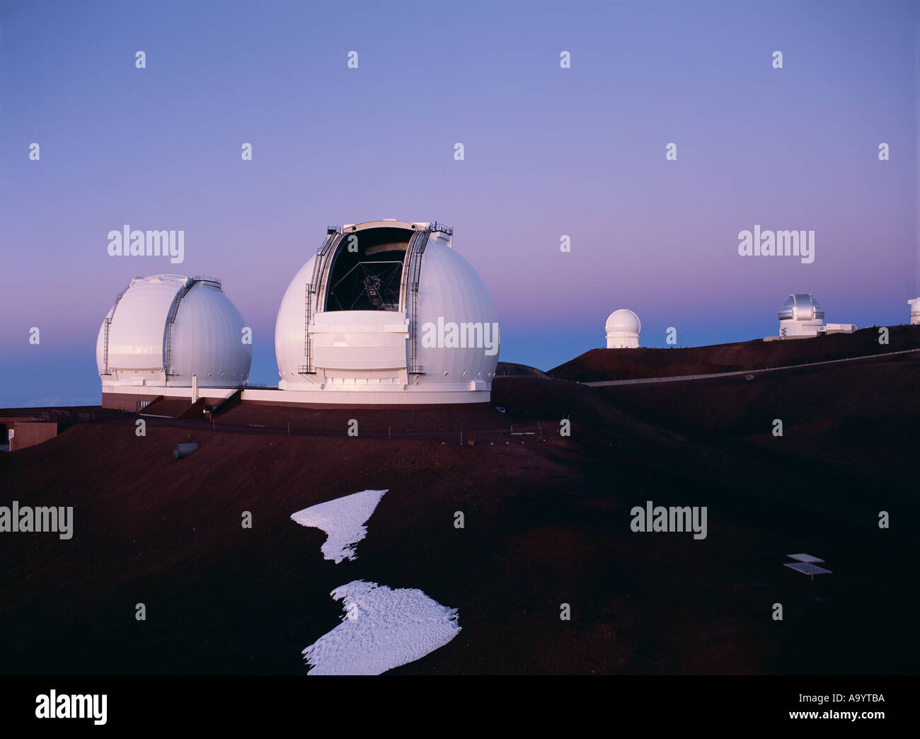 Twin telescopes hires stock photography and images Alamy