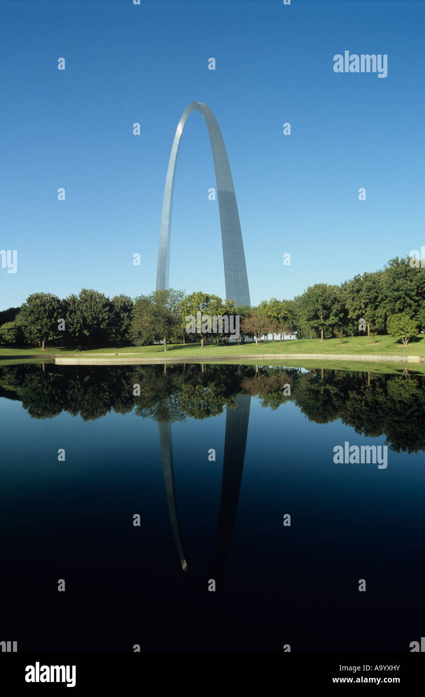 St louis the gateway arch grand arch hi-res stock photography and ...