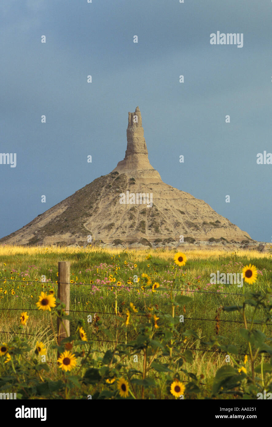 Nebraska Chimney Rock National Historic Site famous landmark on the