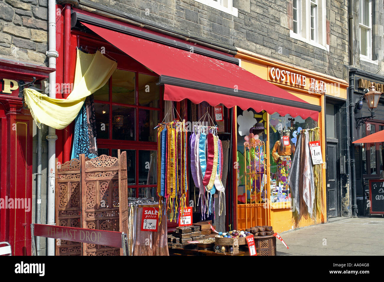 Colourful shops in the Grassmarket in the old town of Edinburgh Stock Photo