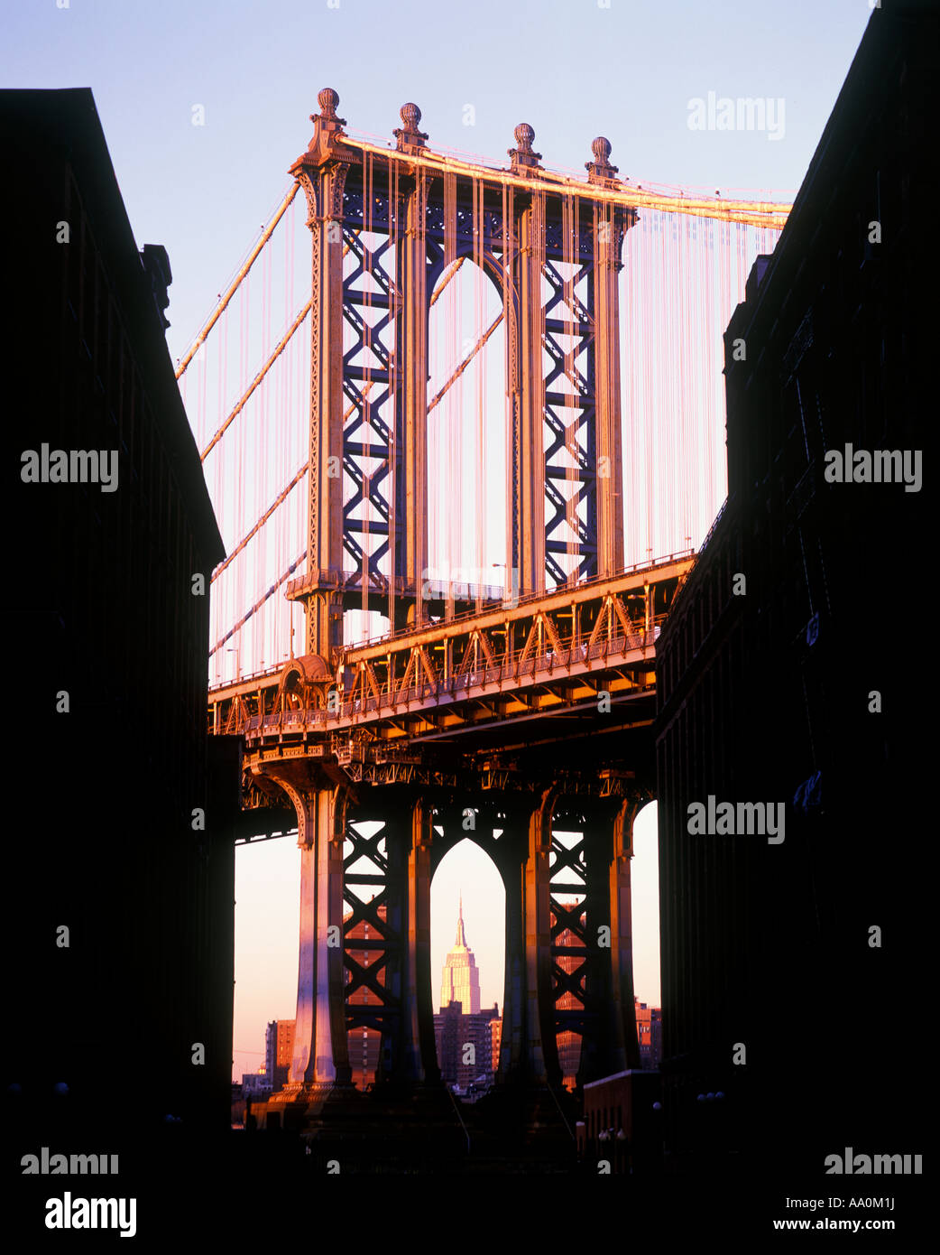 Manhattan bridge in new york city hi-res stock photography and images ...